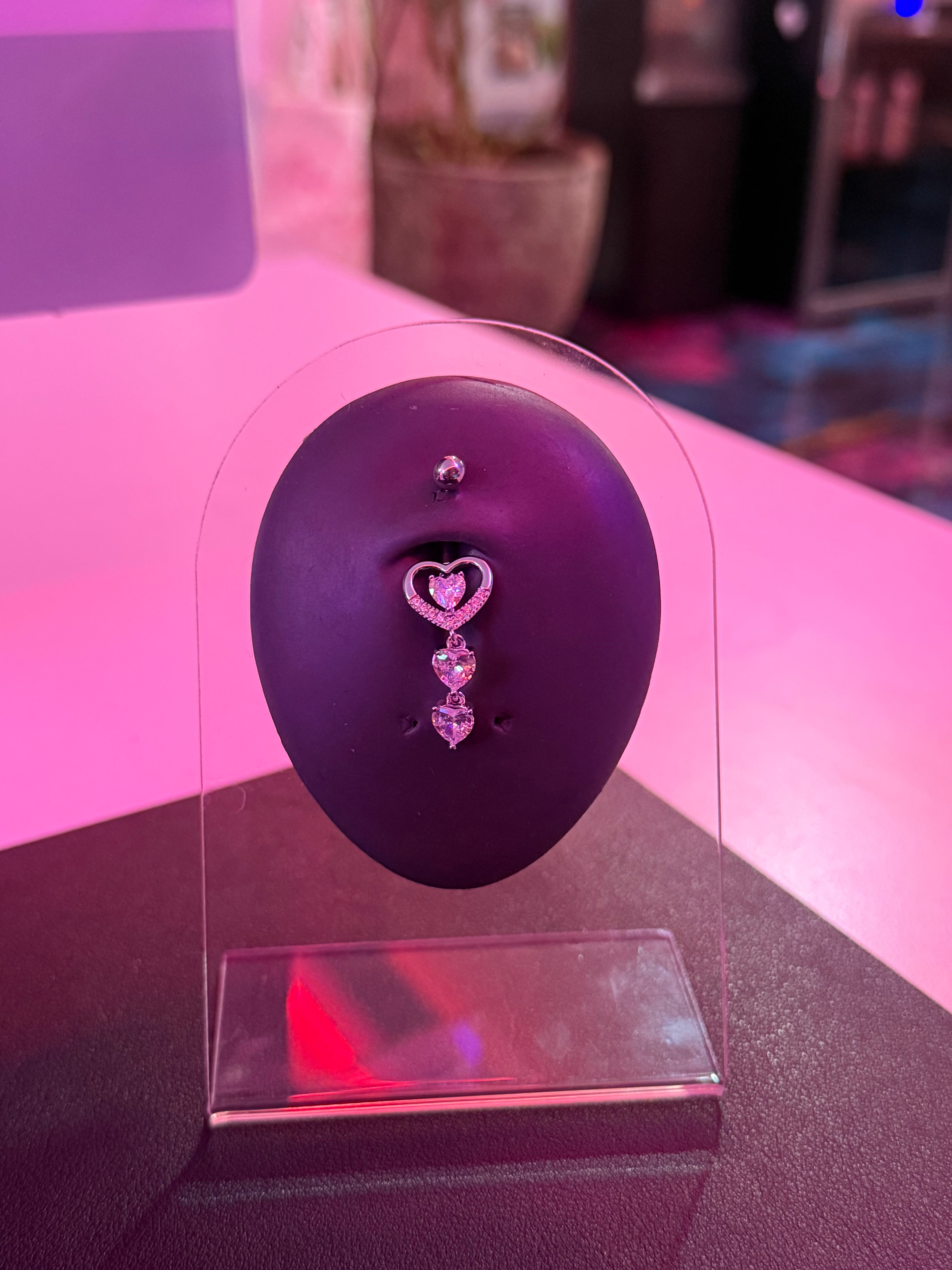 Hollow Heart Dangle Belly Piercing