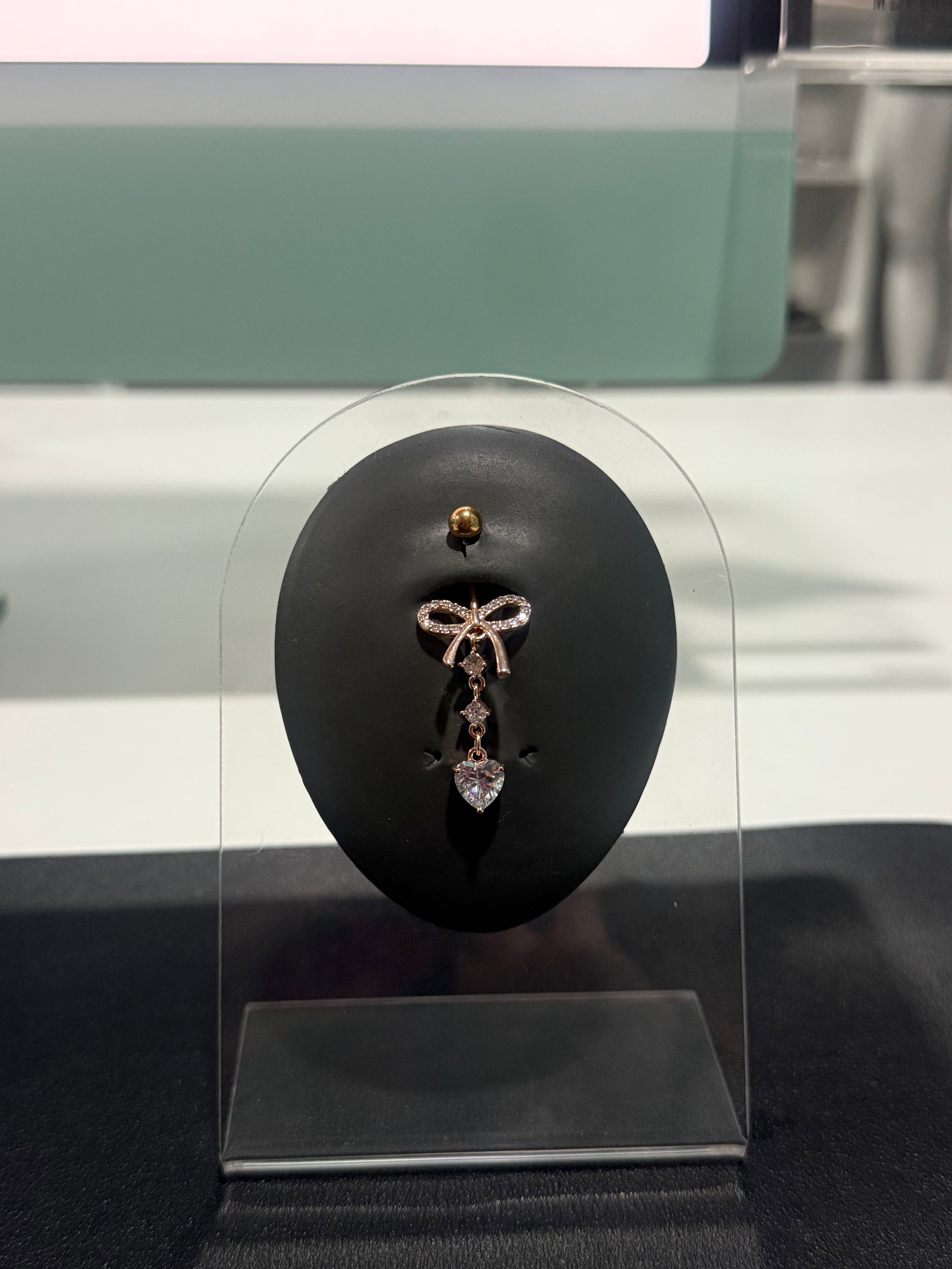 Bow Dangle Belly Piercing