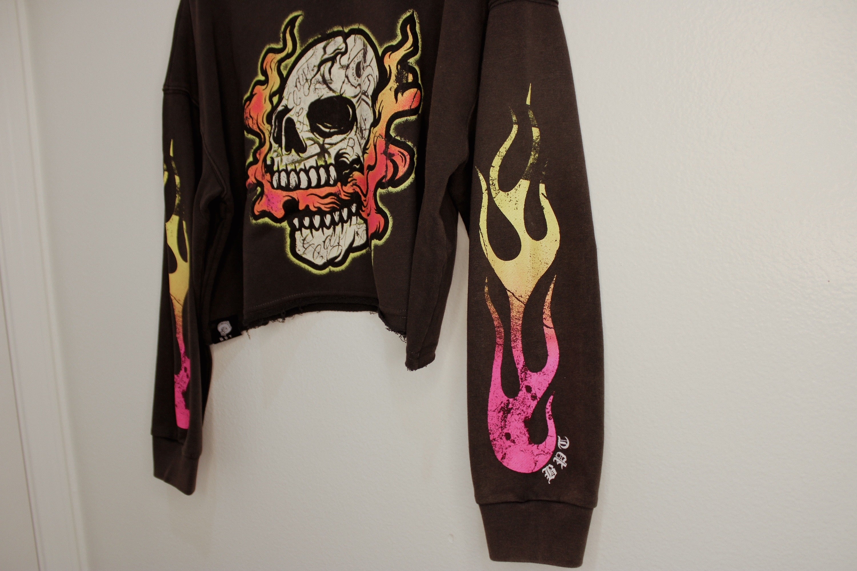 Pink Skull N Flames