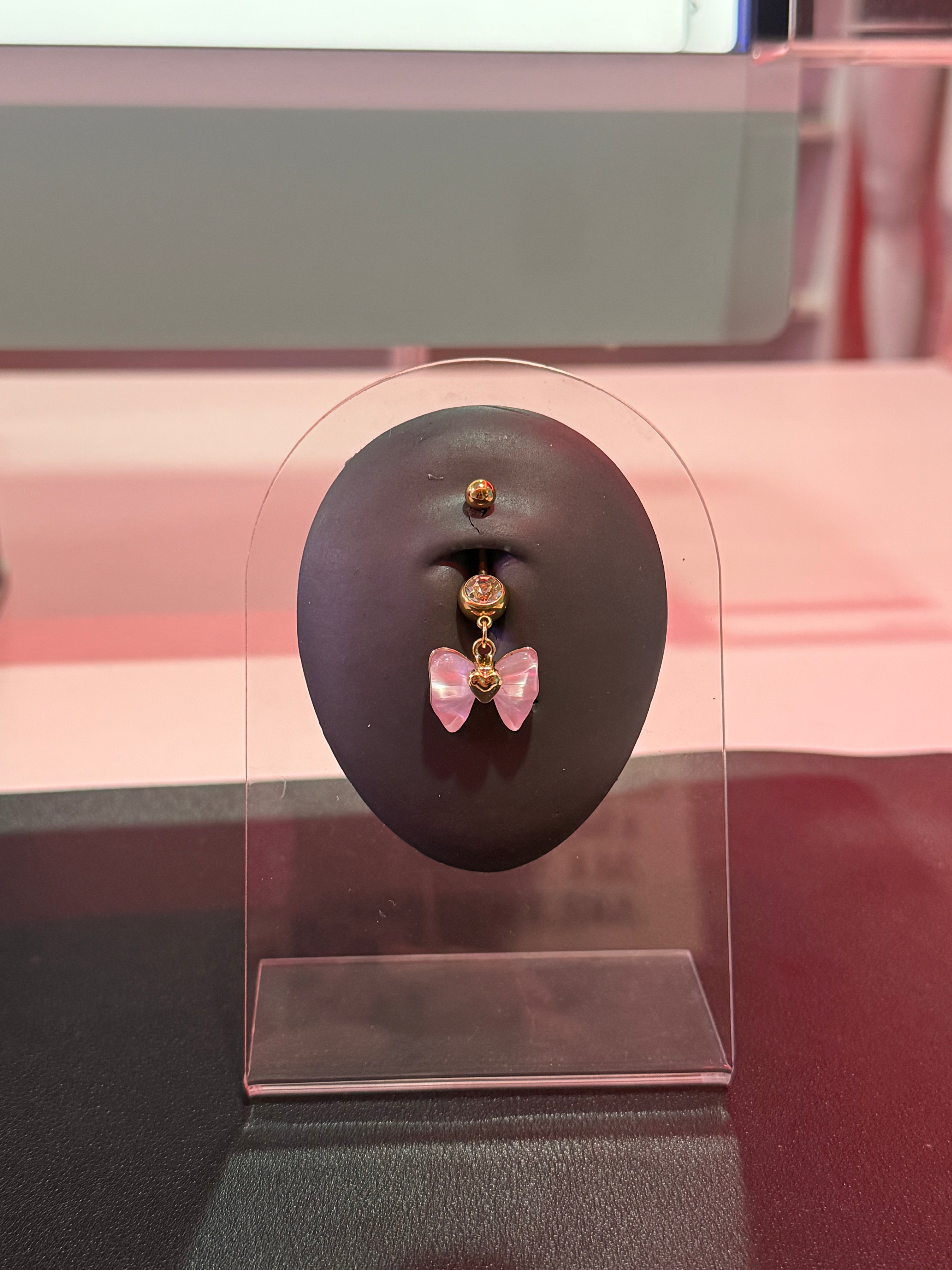 Rose Quart Bow Belly Piercing